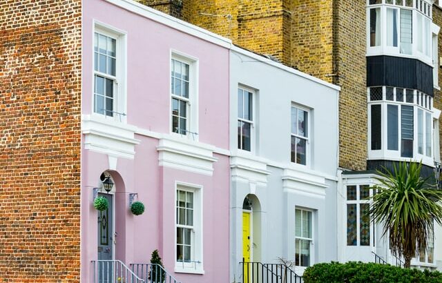 London house prices - postcode W2 3DP